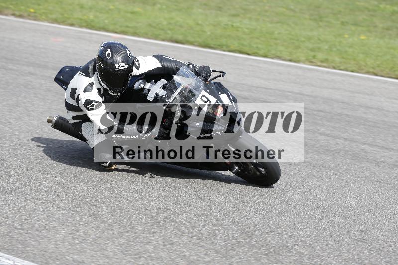 /53 16.09.2025 Track Day Domi Aegerter ADR/Gruppe rot/9